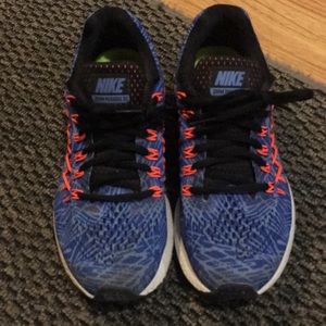 Nike Zoom Pegasus 32 size 6